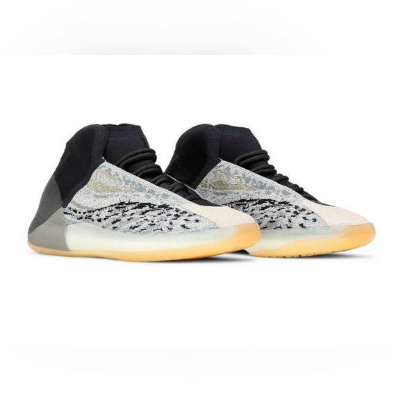 - Yeezy QNTM main image 7